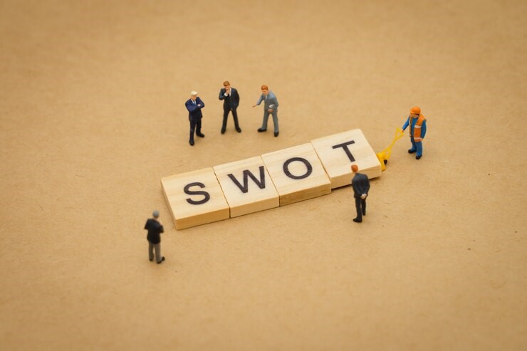 How will SWOT PowerPoint templates be useful for small businesses?
