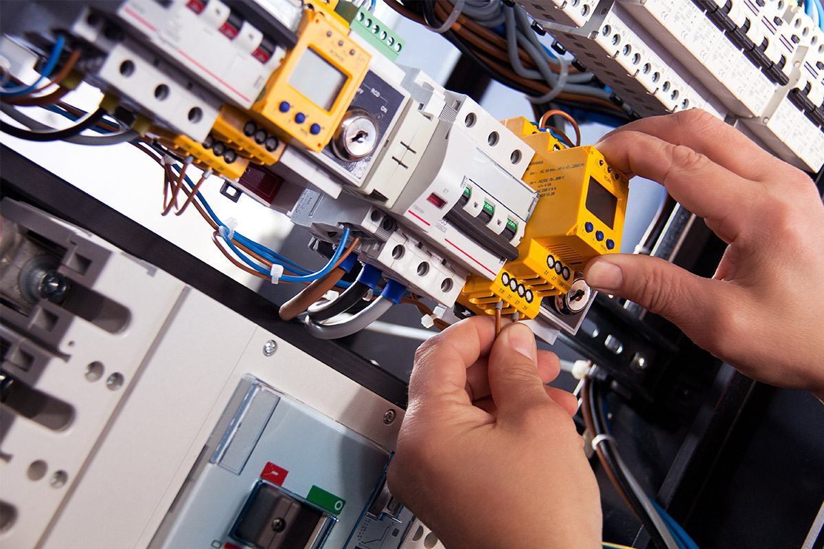 Quick Solution to Your Electrical Problems With Sarps Electrical: