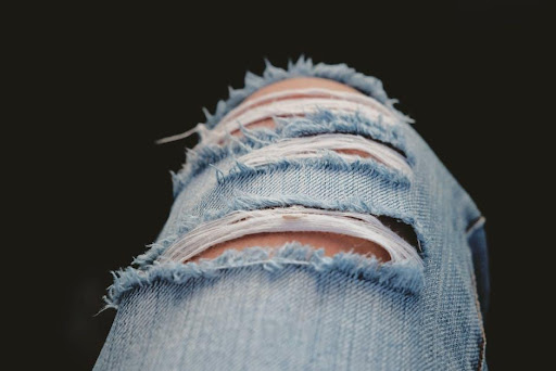  A New Trend of Men’s Ripped Jeans 