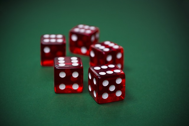 Learn How To Play Poker For Free: The Ultimate Guide