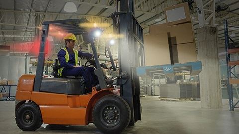 What Every Forklift Operator Needs To Know About Forklift Light