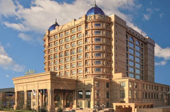 What are the best hotels in Kazakhstan for families?