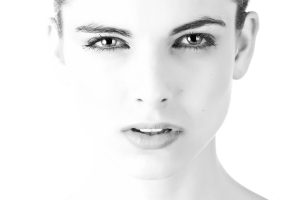 Dermaplaning 101: What Is It and Is It Right for You?